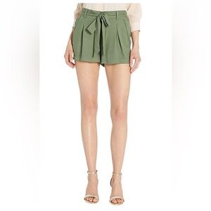 BB Dakota NWT Dusty Olive Clime The Ladder Belted Casual Shorts Sz M Ret $58